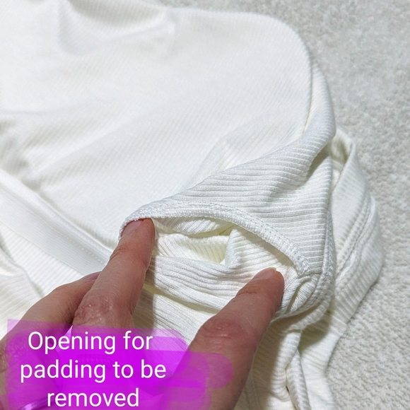 BNWOT size med shelf bra style tank top, white colour - Picture 8 of 12